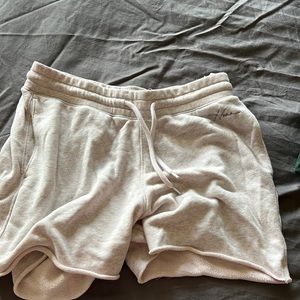 Medium Men’s Gray Hollister shorts